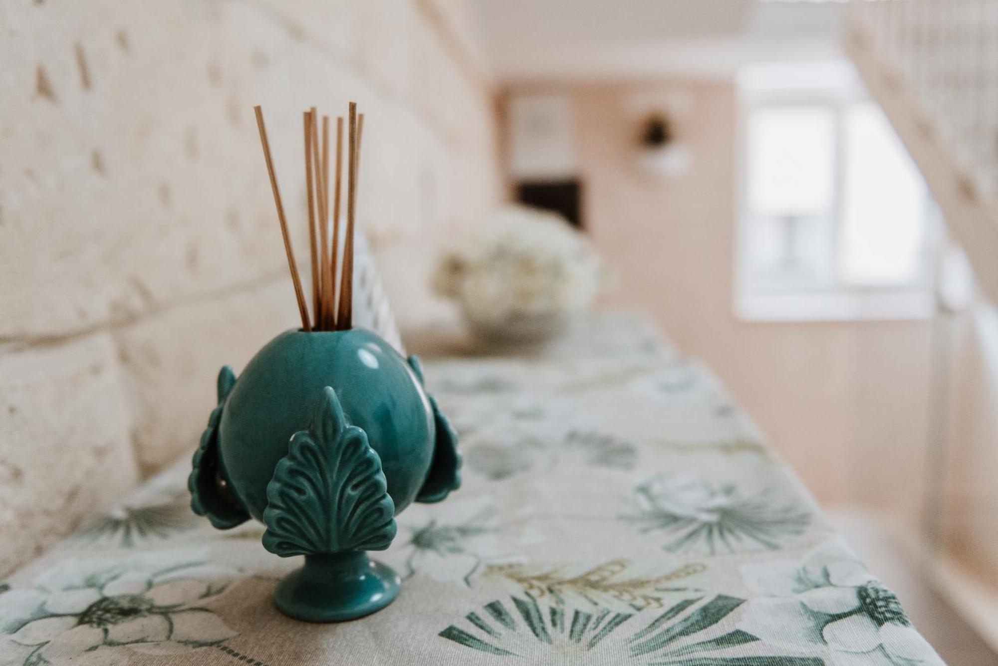 Terrae Hydrunti Bed & Breakfast Lecce Ngoại thất bức ảnh