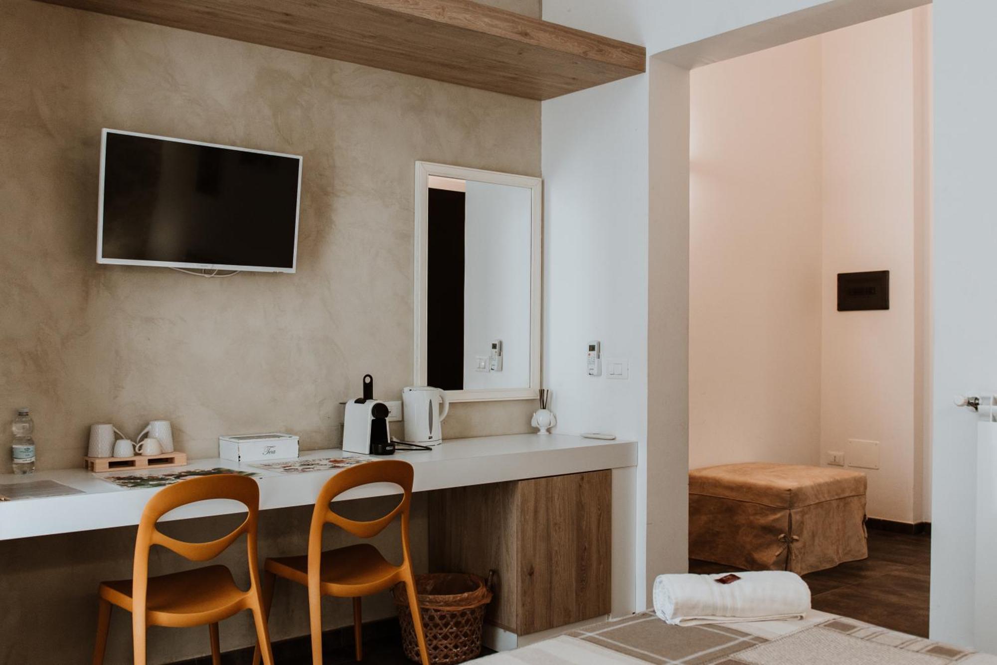 Terrae Hydrunti Bed & Breakfast Lecce Ngoại thất bức ảnh