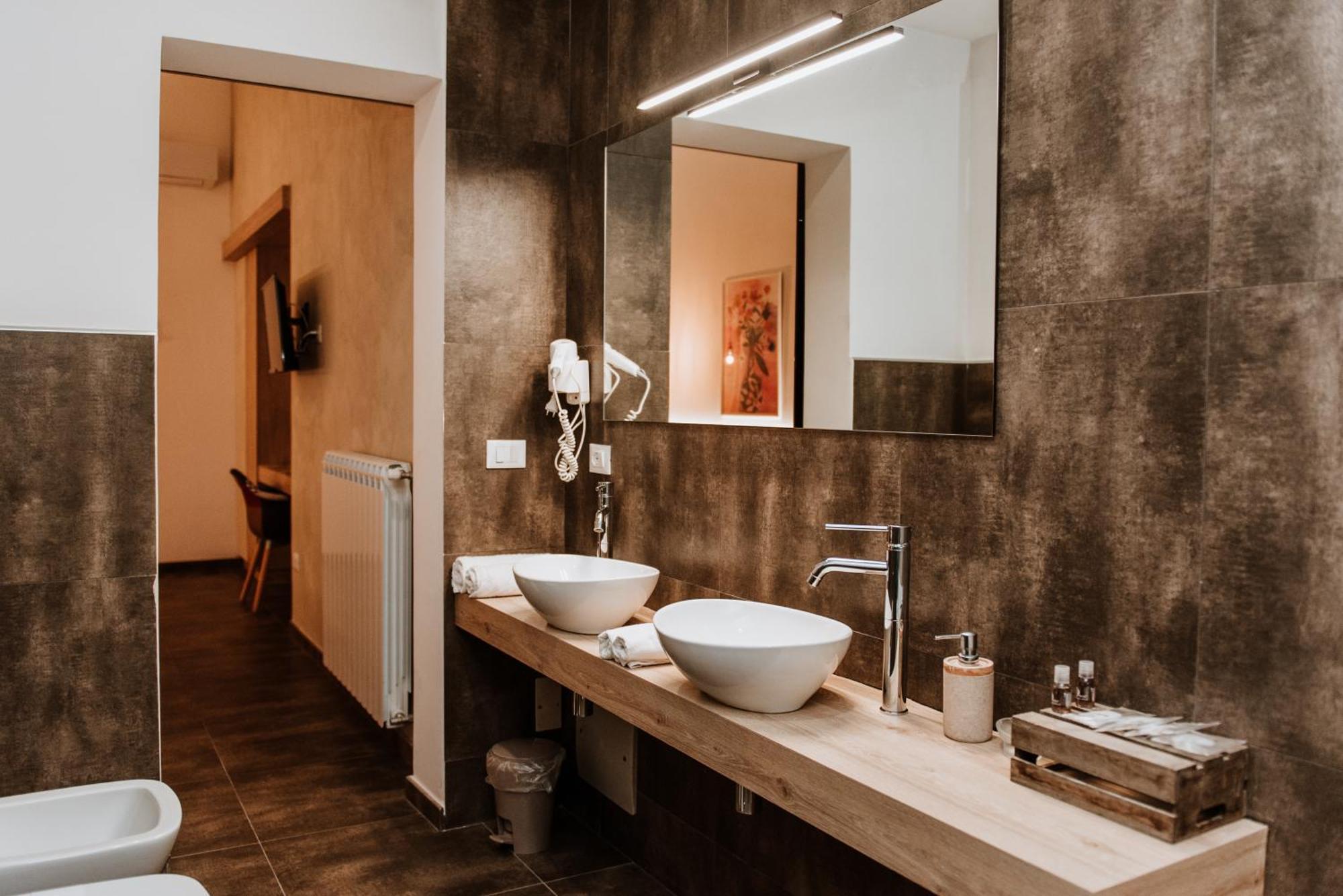 Terrae Hydrunti Bed & Breakfast Lecce Ngoại thất bức ảnh